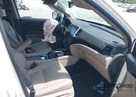 2017 Honda Pilot Touring from USA, damaged, VIN 5FNYF5H90HB046409